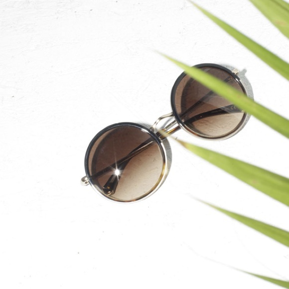 Kate Young for Tura June Sunglasses - Picture 2 of 3